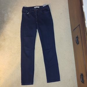 Levis skinny jeans